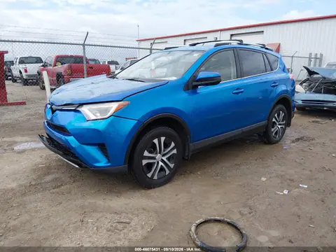 2016 Toyota RAV4 LE VIN JTMZFREV9GJ098920 фото 2
