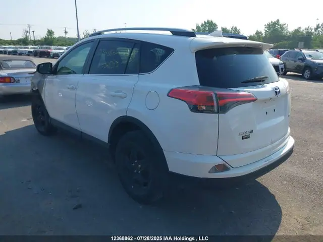 2T3ZFREV2HW328073 — 2017 Toyota RAV4 LE, фото 3 с аукциона IAAI 13.10.2026, Пожар двигателя