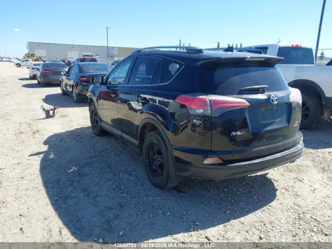 2017 Toyota RAV4 LE VIN 2T3BFREV4HW599900 фото 3