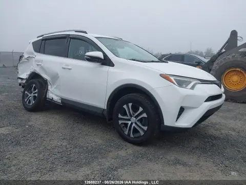 2T3BFREV9HW634690 — 2017 Toyota RAV4 LE, Задняя часть (Rear), фото до ремонта