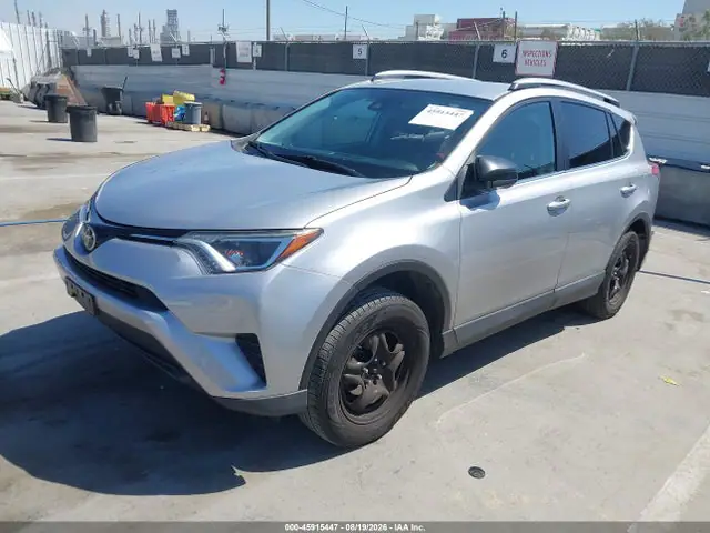 2T3ZFREV0HW372721 — 2017 Toyota RAV4 LE, фото 2 с аукциона IAAI 30.09.2026, Задняя часть
