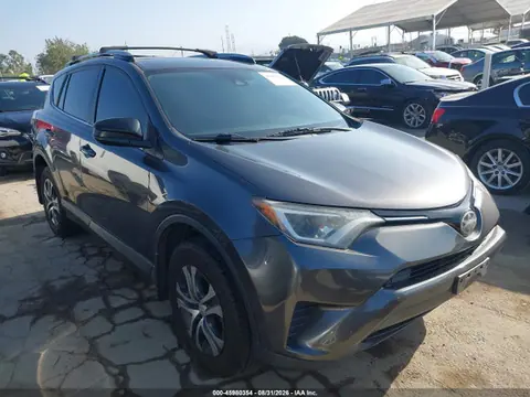 JTMZFREVXHJ716067 — 2017 Toyota RAV4 LE, Задняя часть (Rear), фото до ремонта