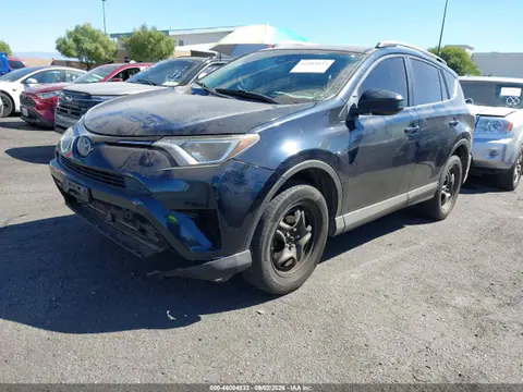 2017 Toyota RAV4 LE VIN 2T3ZFREV3HW376505 фото 2