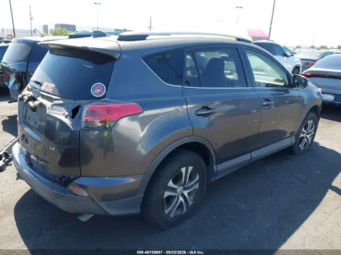 2017 Toyota RAV4 LE VIN JTMZFREV5HJ102253 фото 4