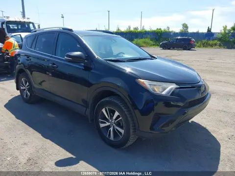 2018 Toyota RAV4 LE VIN 2T3ZFREV1JW501118 фото 1