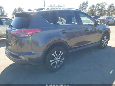 2018 Toyota RAV4 LE VIN JTMZFREV2JJ168913 фото 4