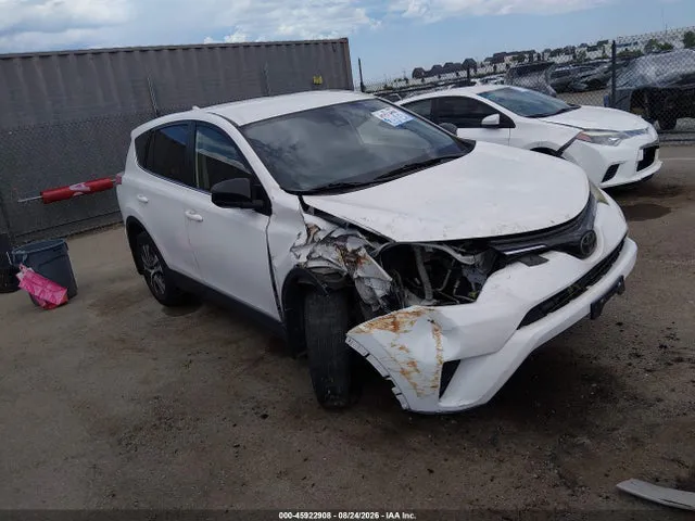 2018 Toyota RAV4 LE VIN JTMZFREV4JJ730116 фото 1