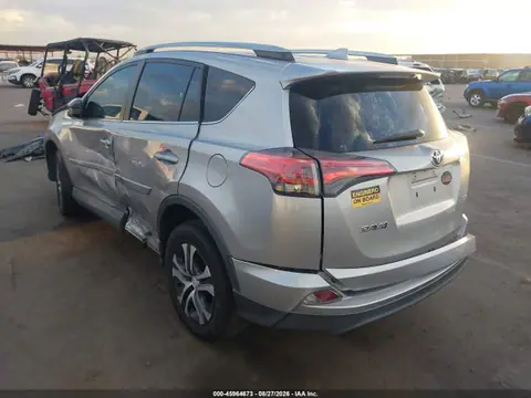 2018 Toyota RAV4 LE VIN 2T3ZFREV7JW407616 фото 3