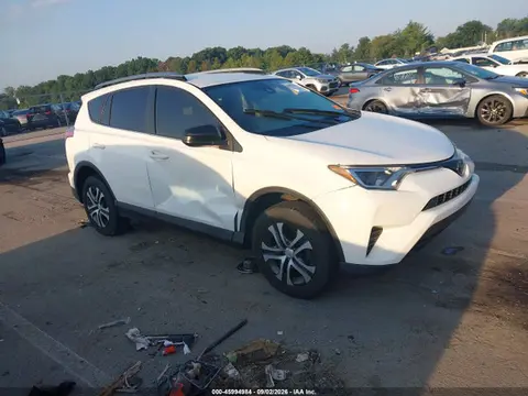 JTMBFREV1JJ249029 — 2018 Toyota RAV4 LE, Правый бок (Right Side), фото до ремонта