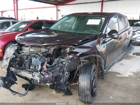2018 Toyota RAV4 LE VIN 2T3ZFREV8JW471938 фото 2