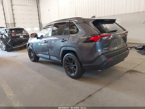 2019 Toyota RAV4 LE VIN JTMG1RFV3KJ018721 фото 3