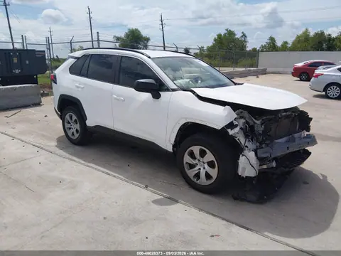 2T3H1RFV1KW036947 — 2019 Toyota RAV4 LE, Передняя часть (Front End), фото до ремонта