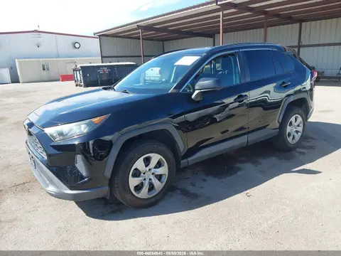 2019 Toyota RAV4 LE VIN 2T3H1RFV7KC019717 фото 2