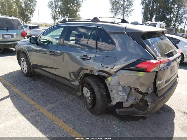 2019 Toyota RAV4 LE VIN 2T3K1RFV3KC006825 фото 3