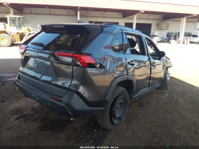 2T3H1RFV3LW064847 — 2020 Toyota RAV4 LE, фото 4 с аукциона IAAI 29.09.2026, Опрокидывание