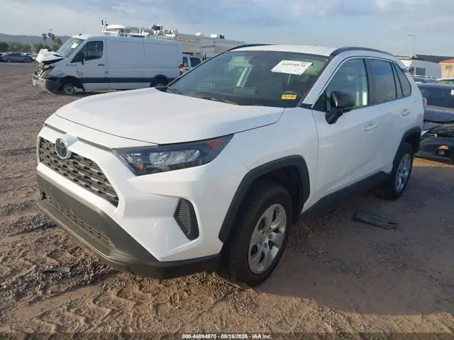 2T3F1RFV1LC121040 — 2020 Toyota RAV4 LE, фото 2 с аукциона IAAI 13.10.2026, Правый бок