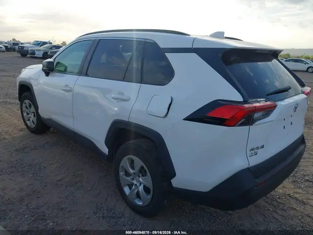 2T3F1RFV1LC121040 — 2020 Toyota RAV4 LE, фото 3 с аукциона IAAI 13.10.2026, Правый бок
