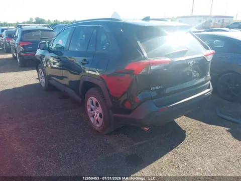 2021 Toyota RAV4 LE VIN 2T3B1RFV4MC172824 фото 3