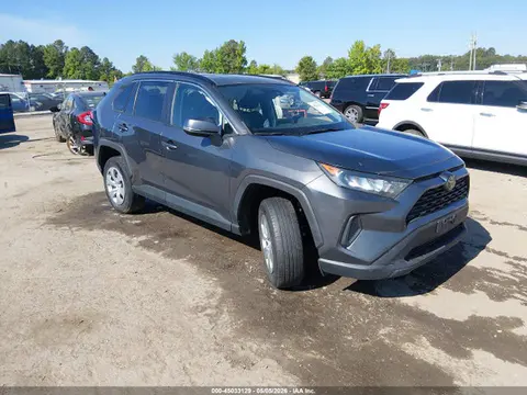 2T3G1RFV1MC215151 — 2021 Toyota RAV4 LE, Левый бок (Left Side), фото до ремонта