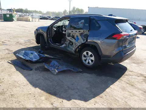 2021 Toyota RAV4 LE VIN 2T3G1RFV1MC215151 фото 3