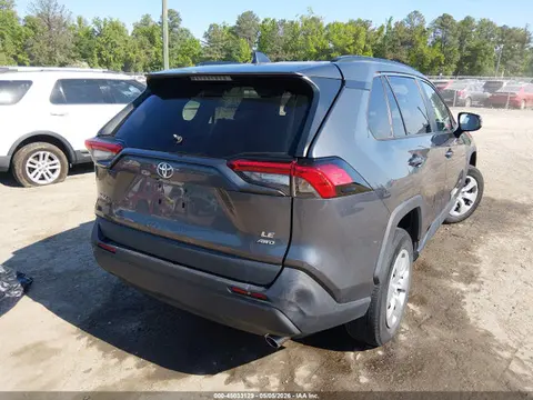 2021 Toyota RAV4 LE VIN 2T3G1RFV1MC215151 фото 4