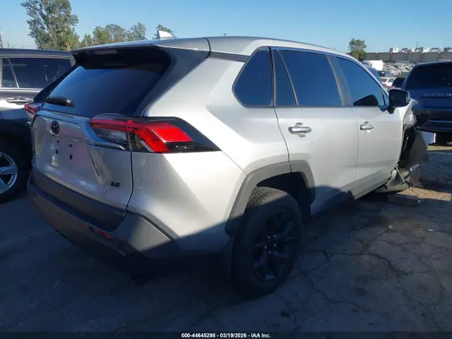 2T3H1RFV0NW222953 — 2022 Toyota RAV4 LE, фото 4 с аукциона IAAI 30.09.2026, Передняя часть справа