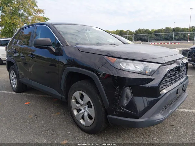2022 Toyota RAV4 LE VIN 2T3F1RFV0NW261095 фото 1