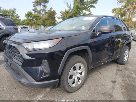 2022 Toyota RAV4 LE VIN 2T3F1RFV0NW261095 фото 2