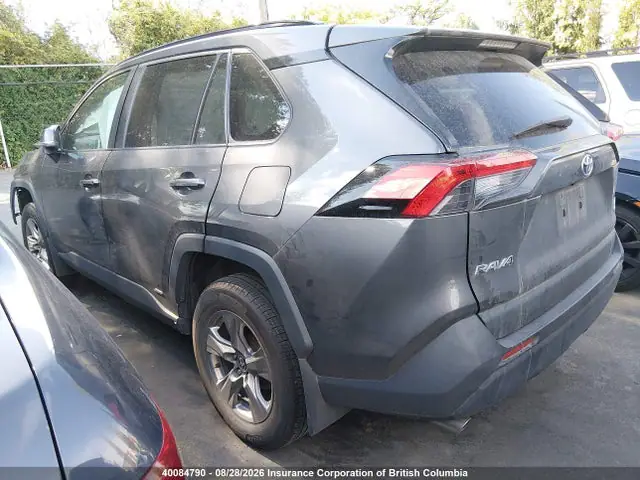 2T3BWRFV9PW151729 — 2023 Toyota RAV4 LE, фото 3 с аукциона IAAI 14.10.2026, Передняя часть