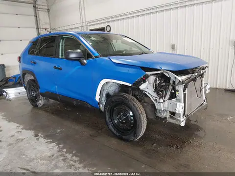 2T3F1RFVXRW491541 — 2024 Toyota RAV4 LE, Передняя часть (Front End), фото до ремонта