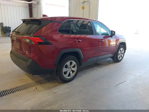 2024 Toyota RAV4 LE VIN 2T3F1RFV4RW477781 фото 4