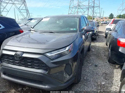 2024 Toyota RAV4 LE VIN 2T3G1RFV1RC432609 фото 2