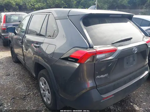 2024 Toyota RAV4 LE VIN 2T3G1RFV1RC432609 фото 3