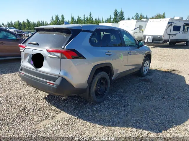 2T3B1RFV4SC521574 — 2025 Toyota RAV4 LE, фото 4 с аукциона IAAI 14.10.2026, Угон