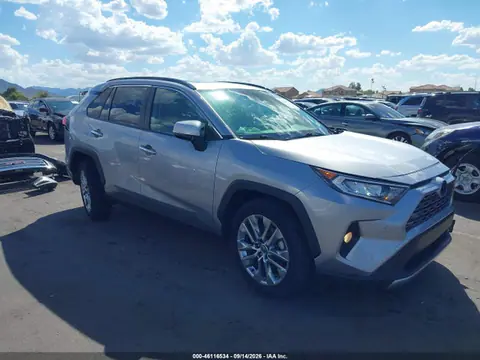JTMN1RFV3MD532030 — 2021 Toyota RAV4 Limited, Передняя часть слева (Left Front), фото до ремонта