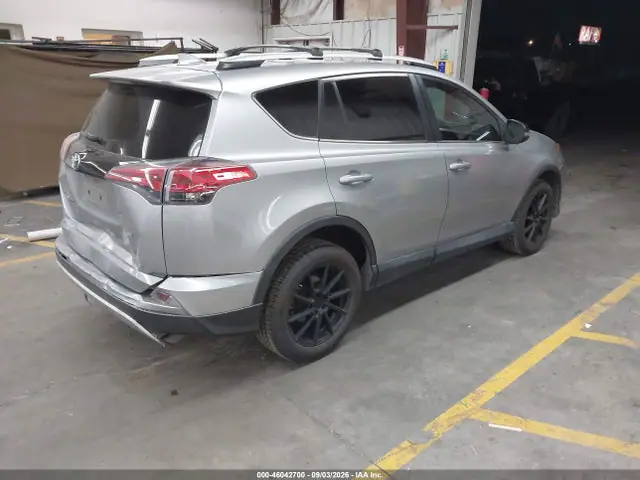 2016 Toyota RAV4 SE VIN 2T3NFREV8GW284867 фото 4