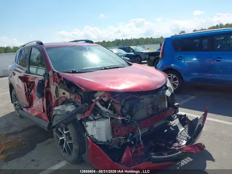 2T3JFREV8JW722440 — 2018 Toyota RAV4 SE, Передняя часть (Front), фото до ремонта