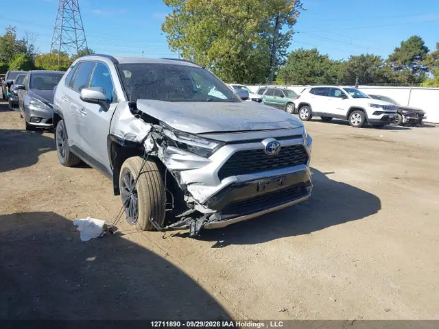 2T34WRFV6NW145652 — 2022 Toyota RAV4 SE, Передняя часть (Front), фото до ремонта