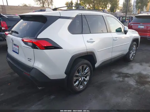 2021 Toyota Rav4 Xle Premium VIN 2T3A1RFV7MW226272 фото 4