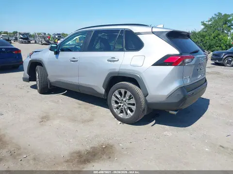 2023 Toyota Rav4 Xle Premium VIN 2T3A1RFV5PC392098 фото 3