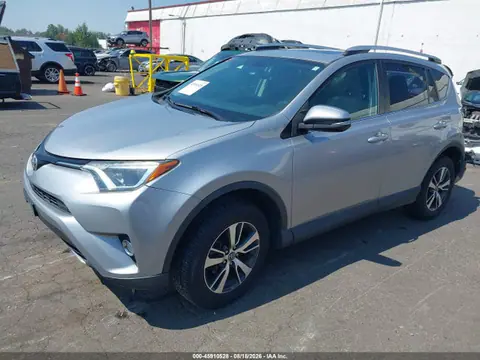 2016 Toyota Rav4 Xle VIN 2T3RFREV4GW422213 фото 2