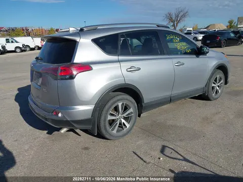 2017 Toyota Rav4 Xle VIN 2T3RFREV9HW635045 фото 4