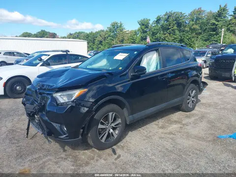 2017 Toyota Rav4 Xle VIN 2T3RFREV0HW681007 фото 2