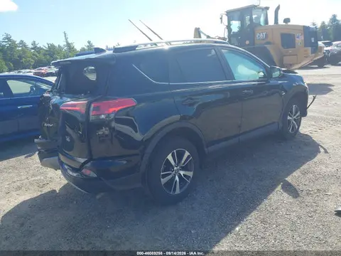 2017 Toyota Rav4 Xle VIN 2T3RFREV0HW681007 фото 4