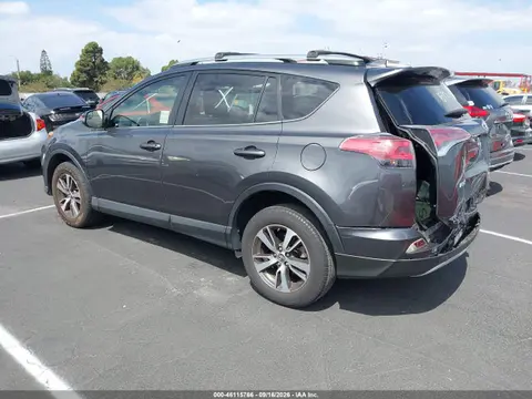 2017 Toyota Rav4 Xle VIN JTMWFREV4HJ114512 фото 3