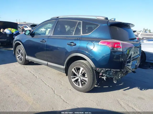 JTMWFREV6HJ136575 — 2017 Toyota RAV4 XLE, фото 3 с аукциона IAAI 14.10.2026, Задняя часть
