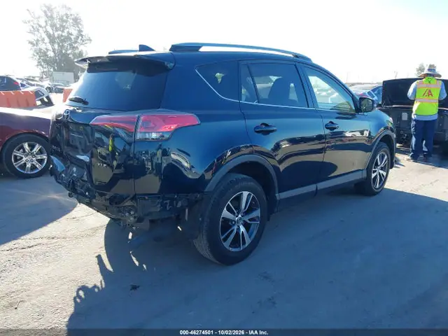 JTMWFREV6HJ136575 — 2017 Toyota RAV4 XLE, фото 4 с аукциона IAAI 14.10.2026, Задняя часть