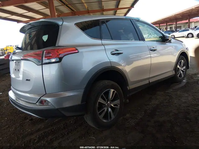 2018 Toyota Rav4 Xle VIN JTMWFREV6JJ173891 фото 4