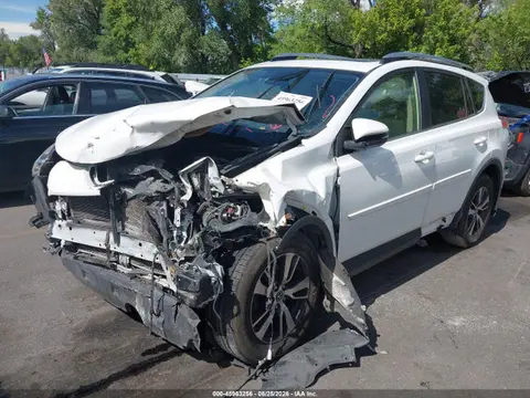 2018 Toyota Rav4 Xle VIN JTMRFREVXJJ180923 фото 2