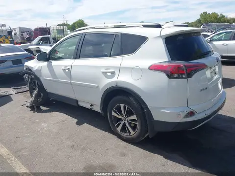 2018 Toyota Rav4 Xle VIN JTMRFREVXJJ180923 фото 3